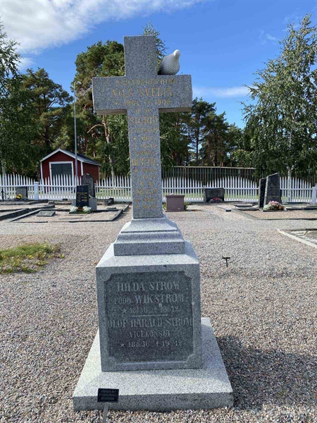 Grave number: 2 06   143A