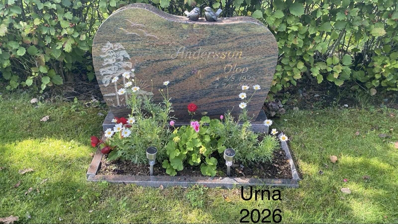 Grave number: G 27    23-24