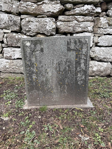Grave number: G A 12