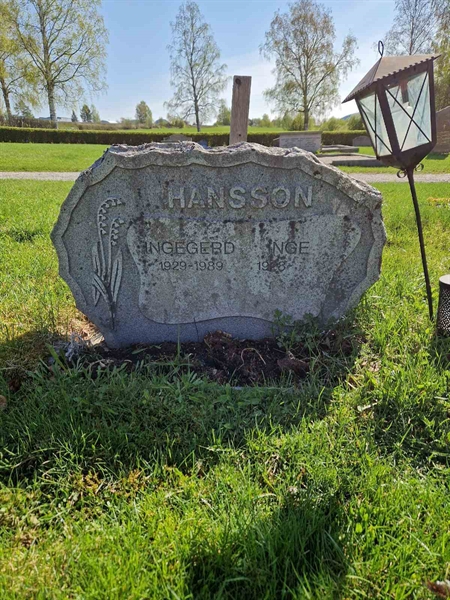 Grave number: 501 15 2916-2917