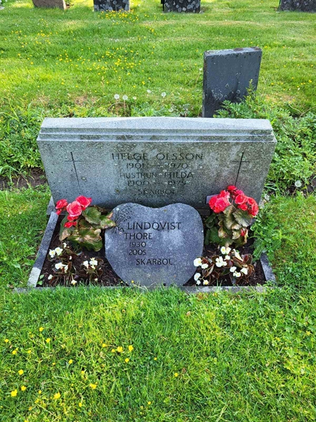 Grave number: kö 01 08   160-161