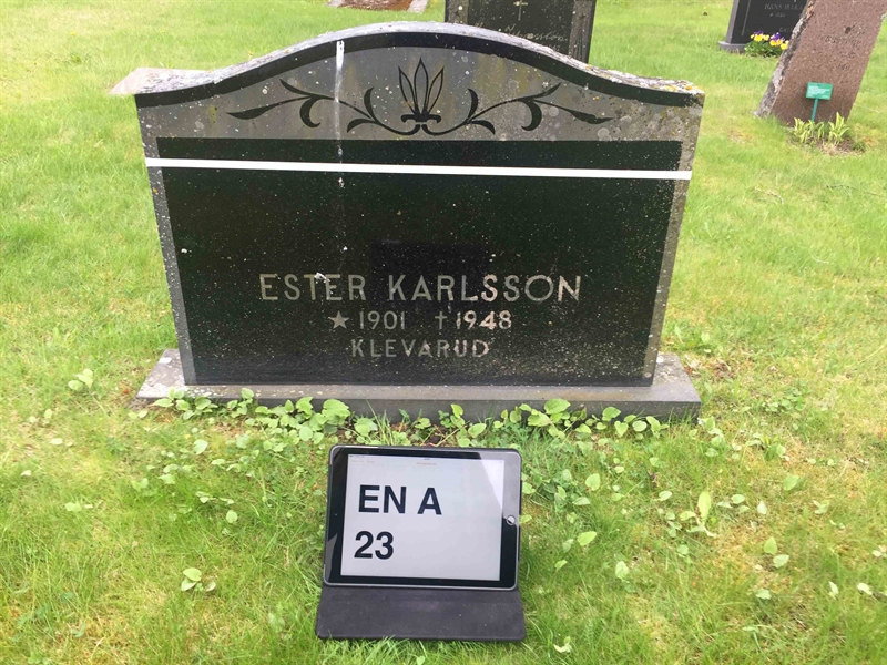 Grave number: EN A    23