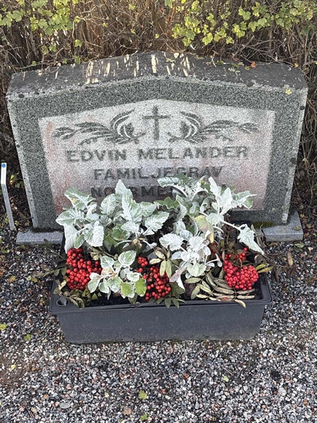 Grave number: 4 N ND    94