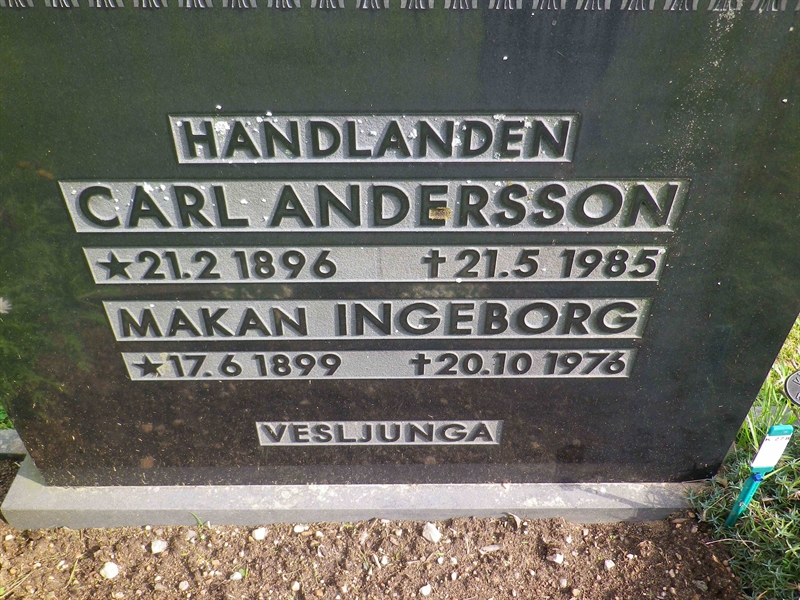 Grave number: VI K   278, 279