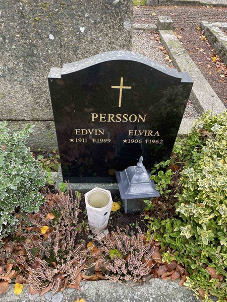 Grave number: ÖV A    10