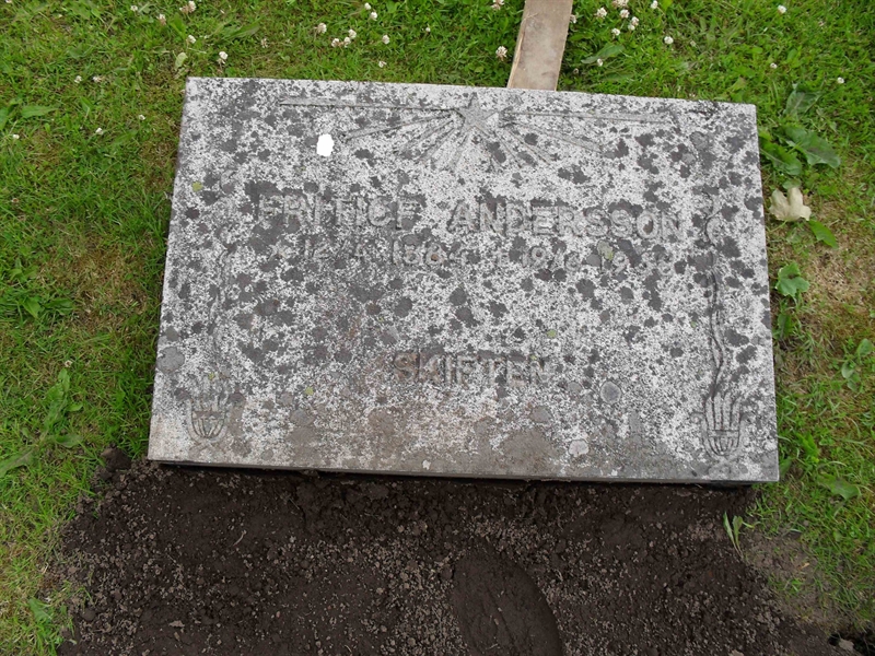 Grave number: 2 F   359