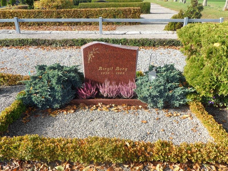Grave number: ÖT GVK1O     8, 9