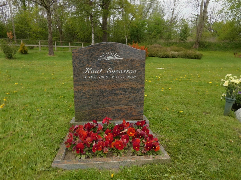 Grave number: SN U4    34