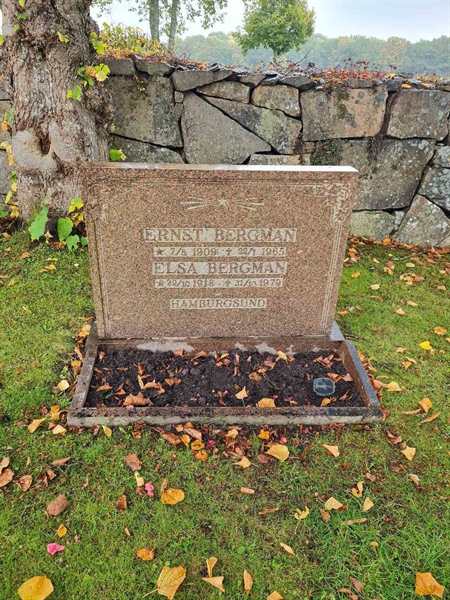 Grave number: K1 14    23, 24