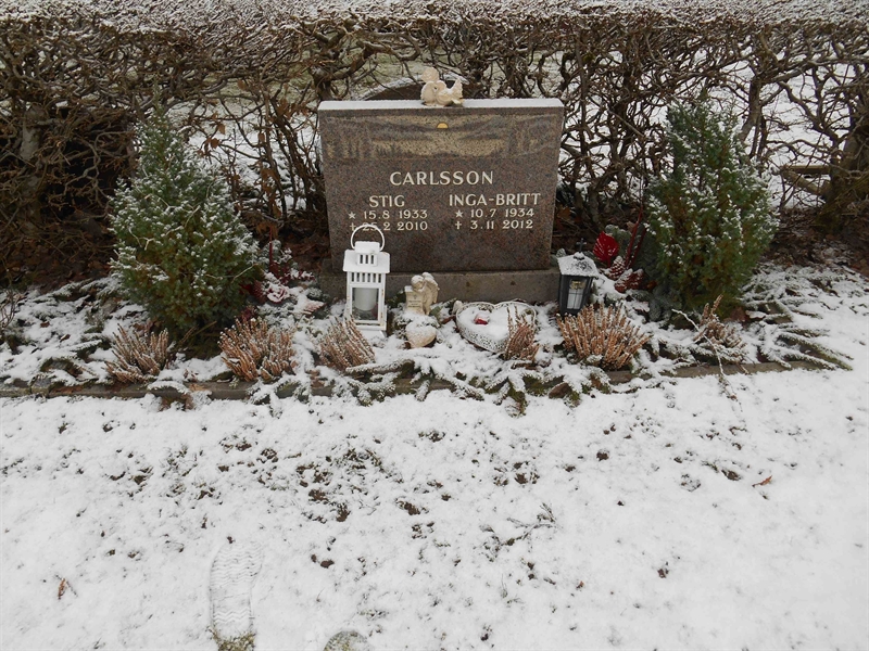 Grave number: Vitt VC3Ö    28, 29
