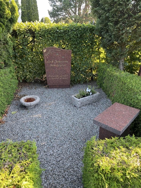 Grave number: NK IX    44