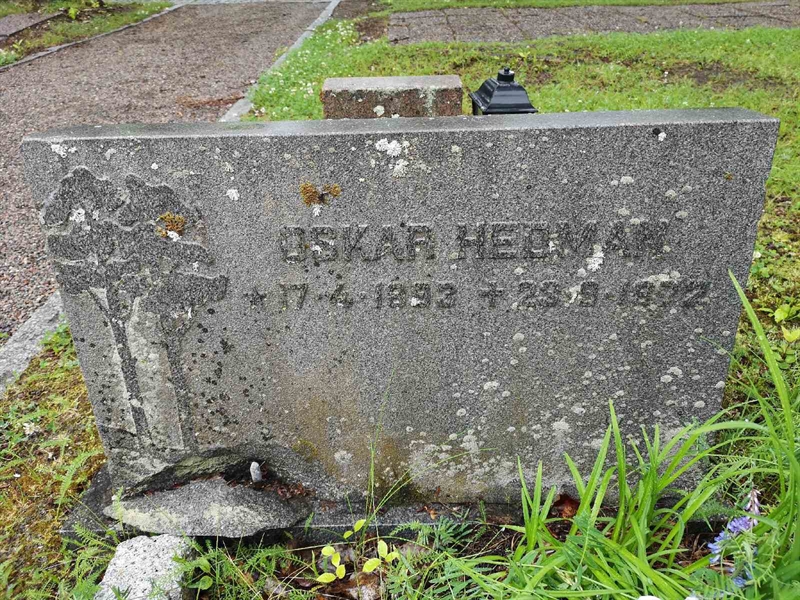 Hautatunnus: NK 10    32