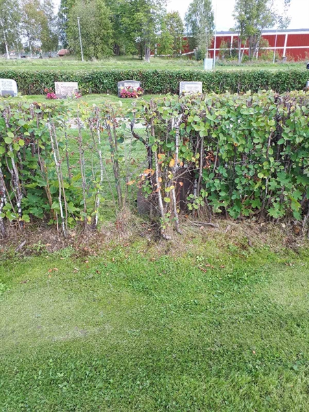 Grave number: NK F B   126