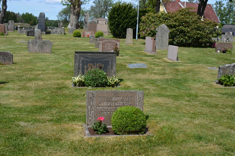 Grave number: G1 F   272