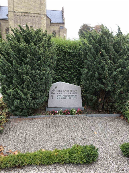 Grave number: UK 4 69 E-F