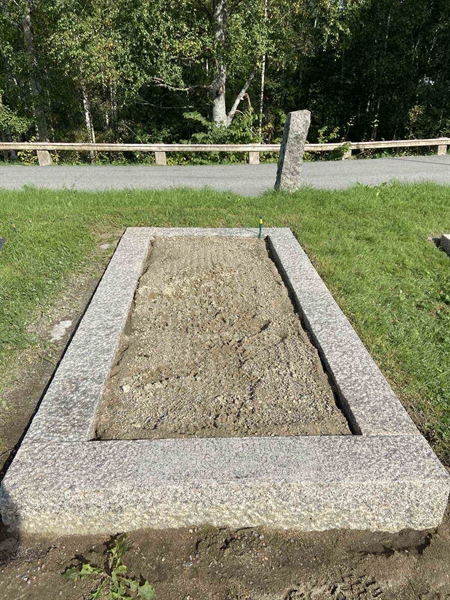 Grave number: 1 11     44