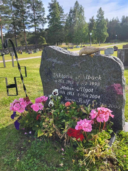Grave number: 001 4  3217