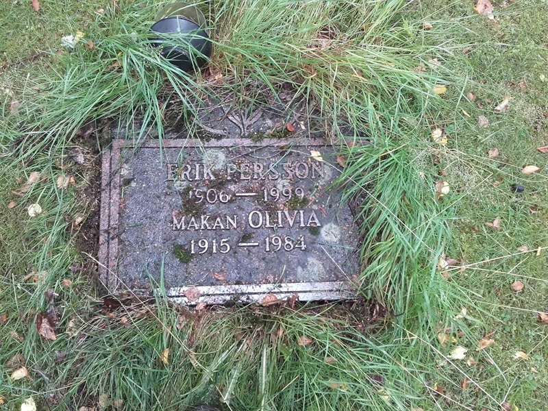 Grave number: KA 15    60