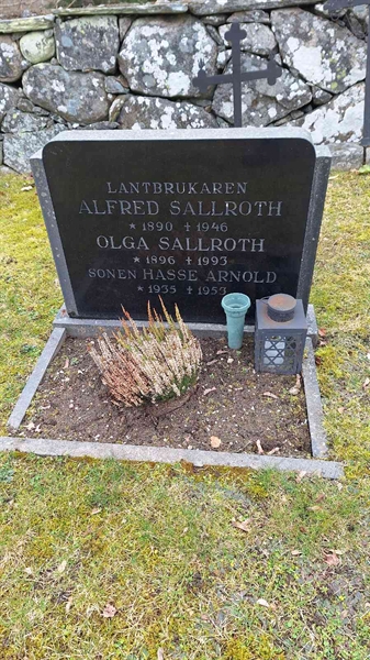 Hautatunnus: VG B    12-14