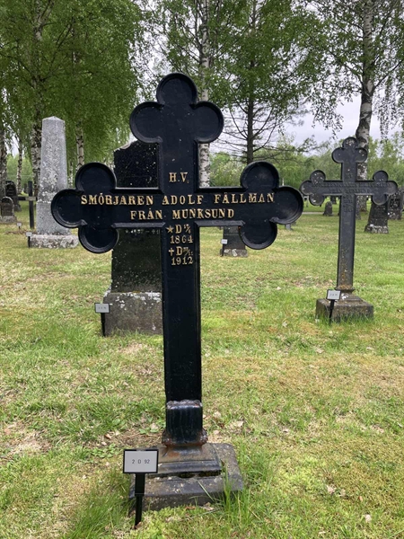 Grave number: 2 D    92