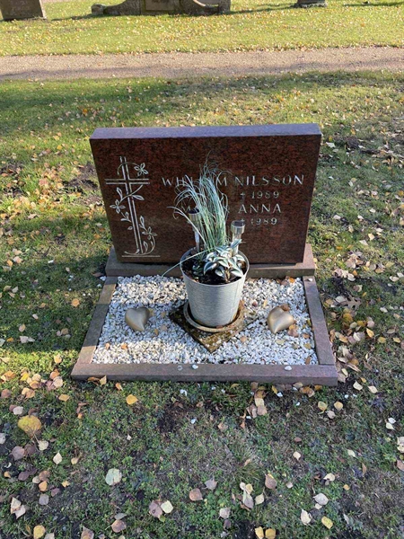 Grave number: VV 5   268, 269