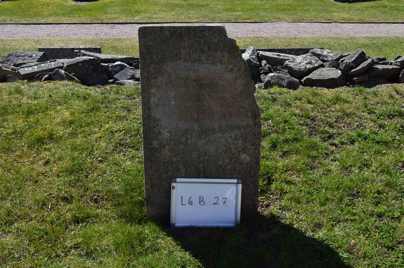 Grave number: LG B    27
