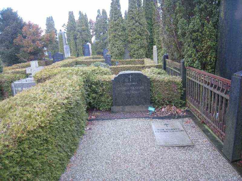 Grave number: NK IV   154