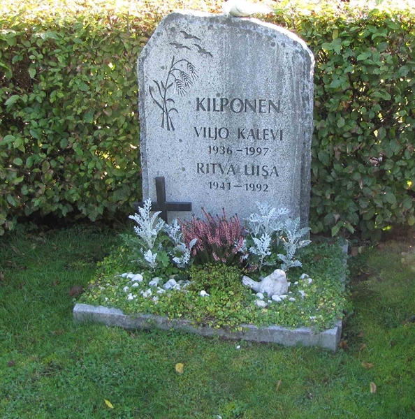 Grave number: HN BJÖRK   133, 134