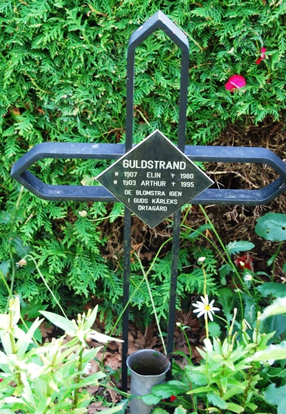 Hautatunnus: 1 10   699-700