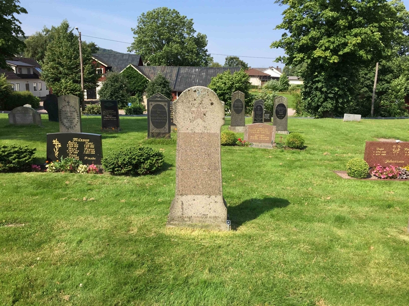 Grave number: ÖKK 1   157, 158