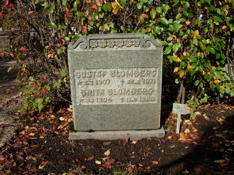 Grave number: A G   194