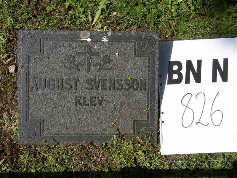 Grave number: Br N   826