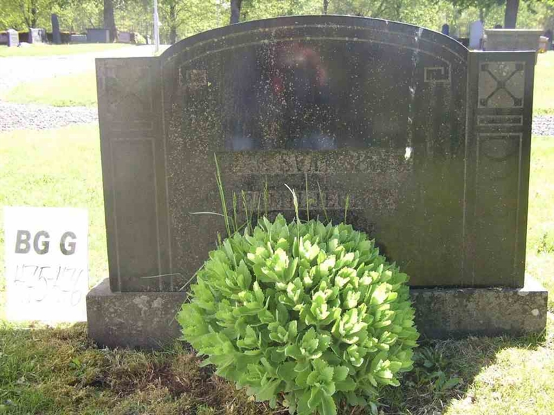 Grave number: Br G   475-476