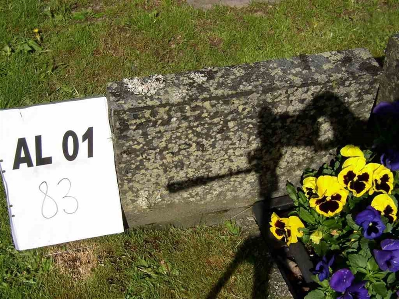 Grave number: AL 2    90-91