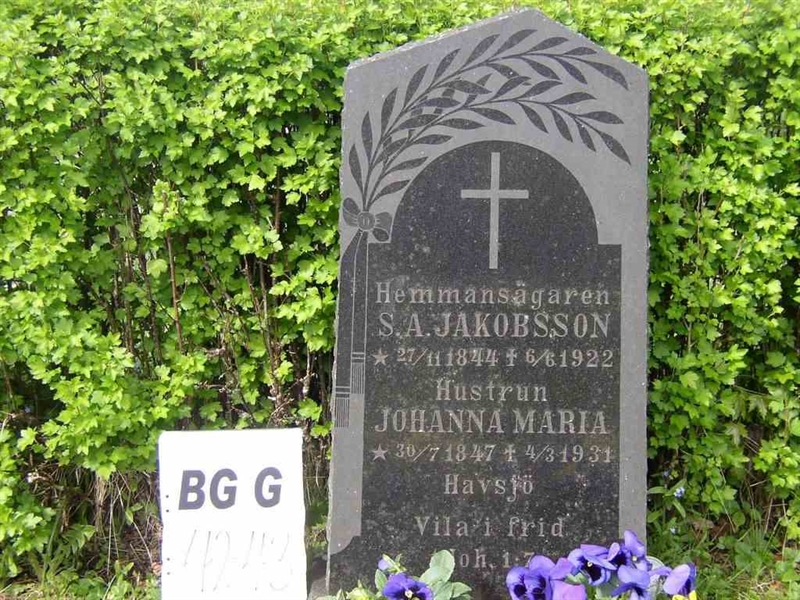 Grave number: Br G    42-43