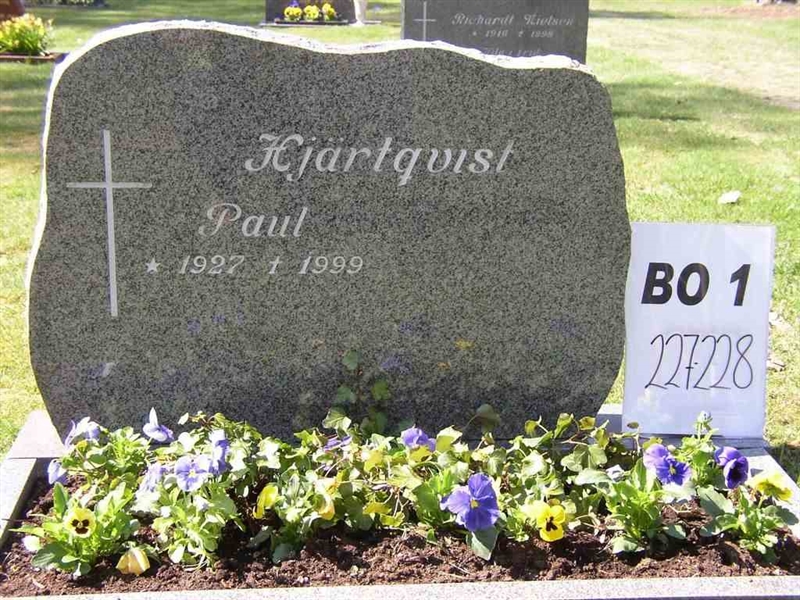 Grave number: BO 1   227-228