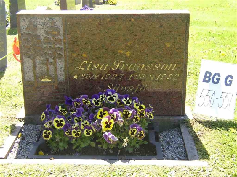 Grave number: Br G   550-551
