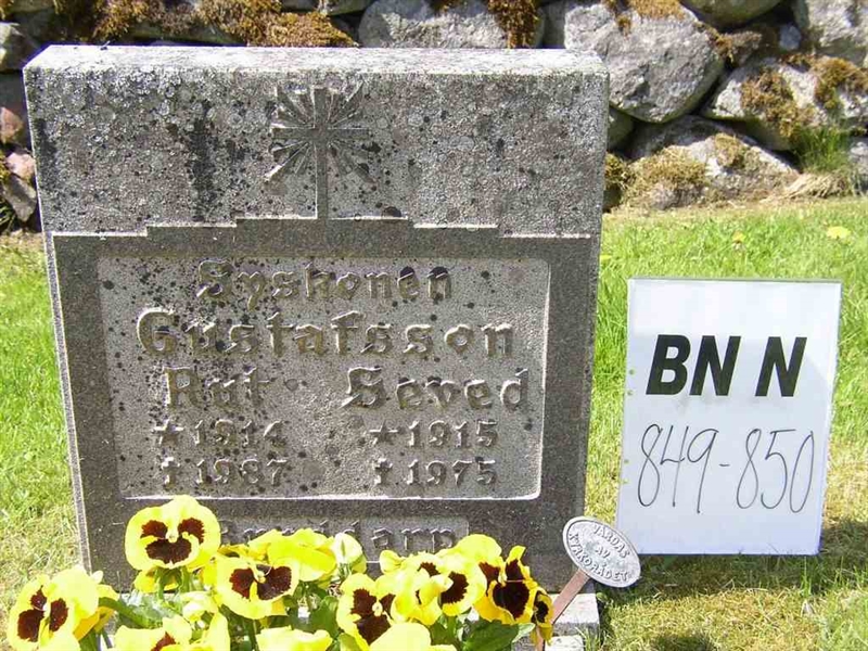 Grave number: Br N   849-850