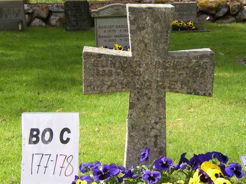 Gravnummer: BO C 177-178