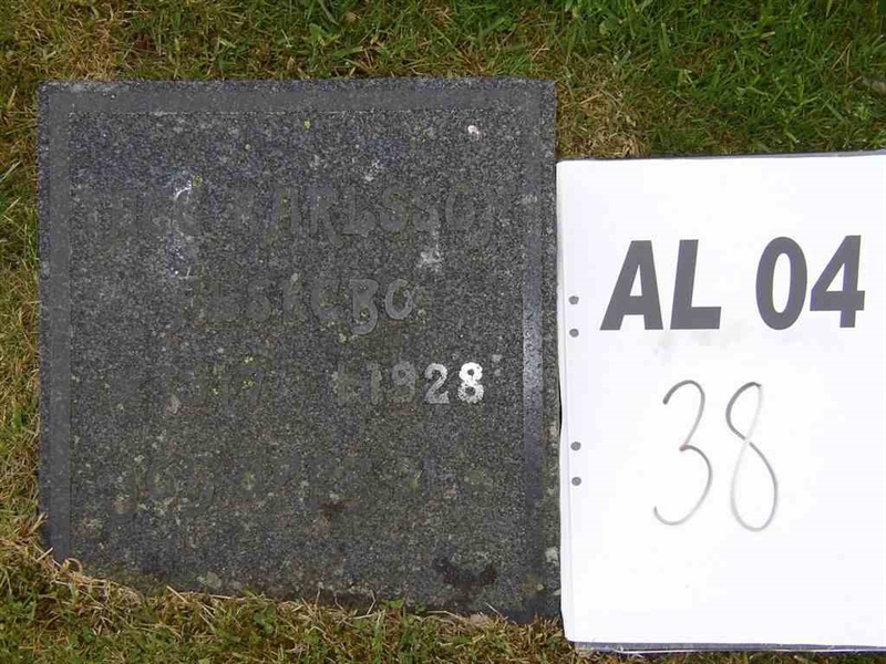 Grave number: AL 4    38