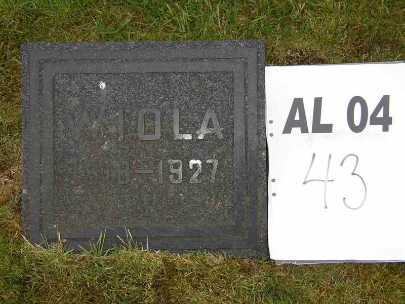 Grave number: AL 4    43