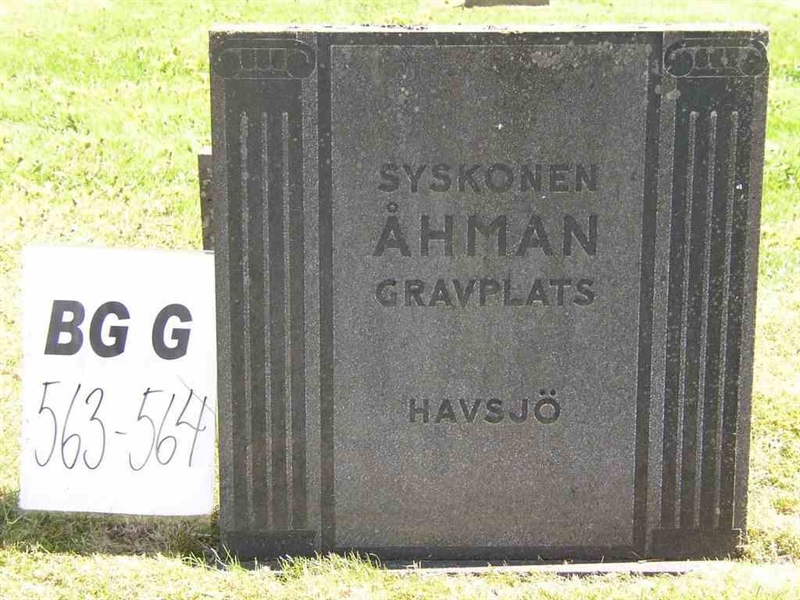 Grave number: Br G   563-564