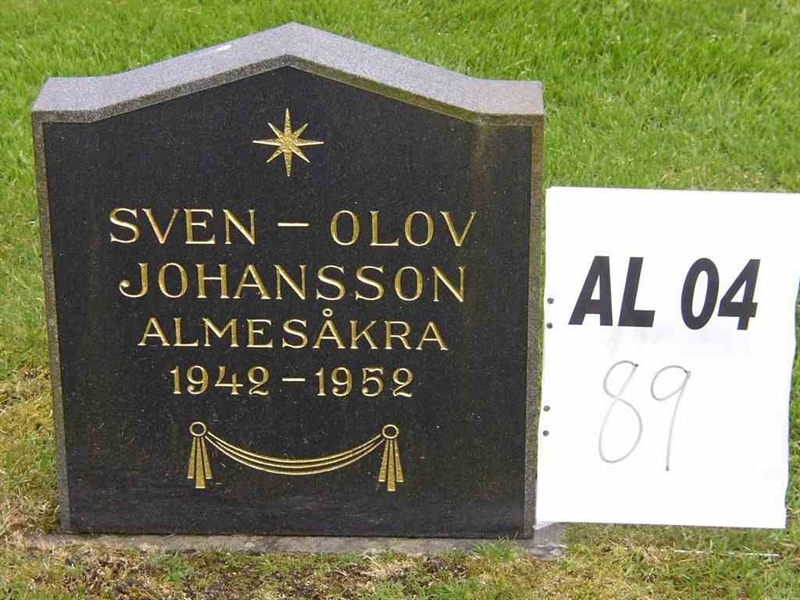 Grave number: AL 4    89