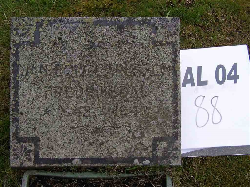 Grave number: AL 4    88