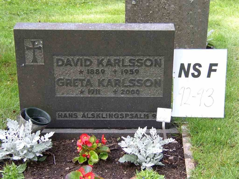Grave number: NS F    92-93