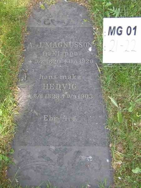 Grave number: M G 01    21-22
