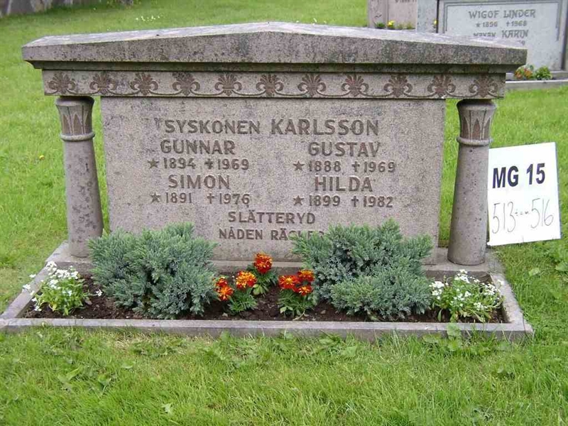 Grave number: M G 15   513-514
