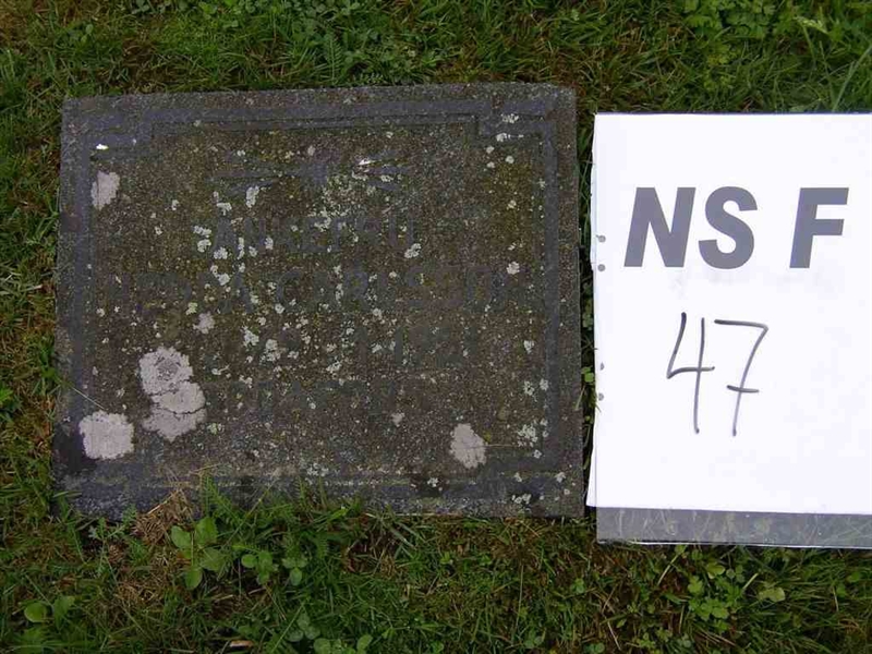 Hautatunnus: NS F    47