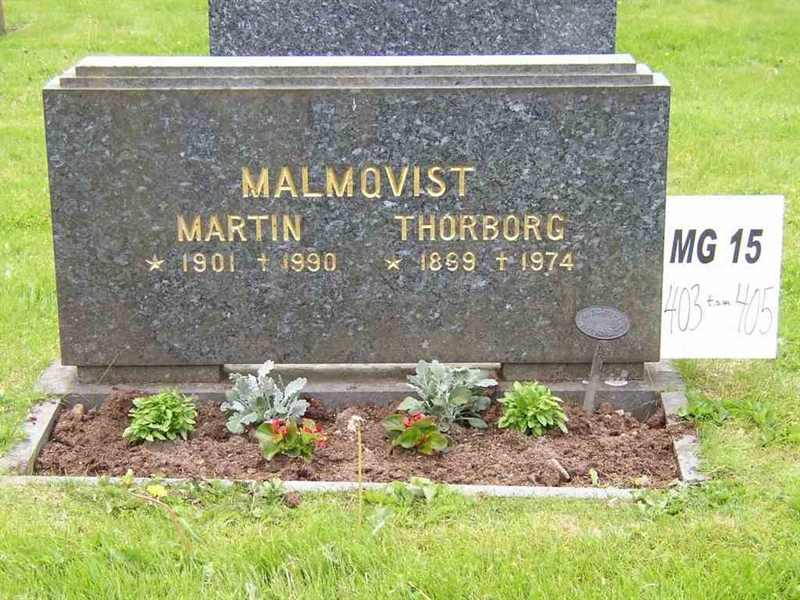 Grave number: M G 15 403-405