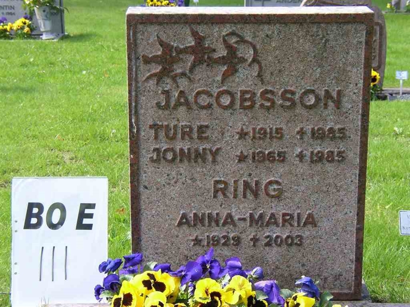 Grave number: BO E   111